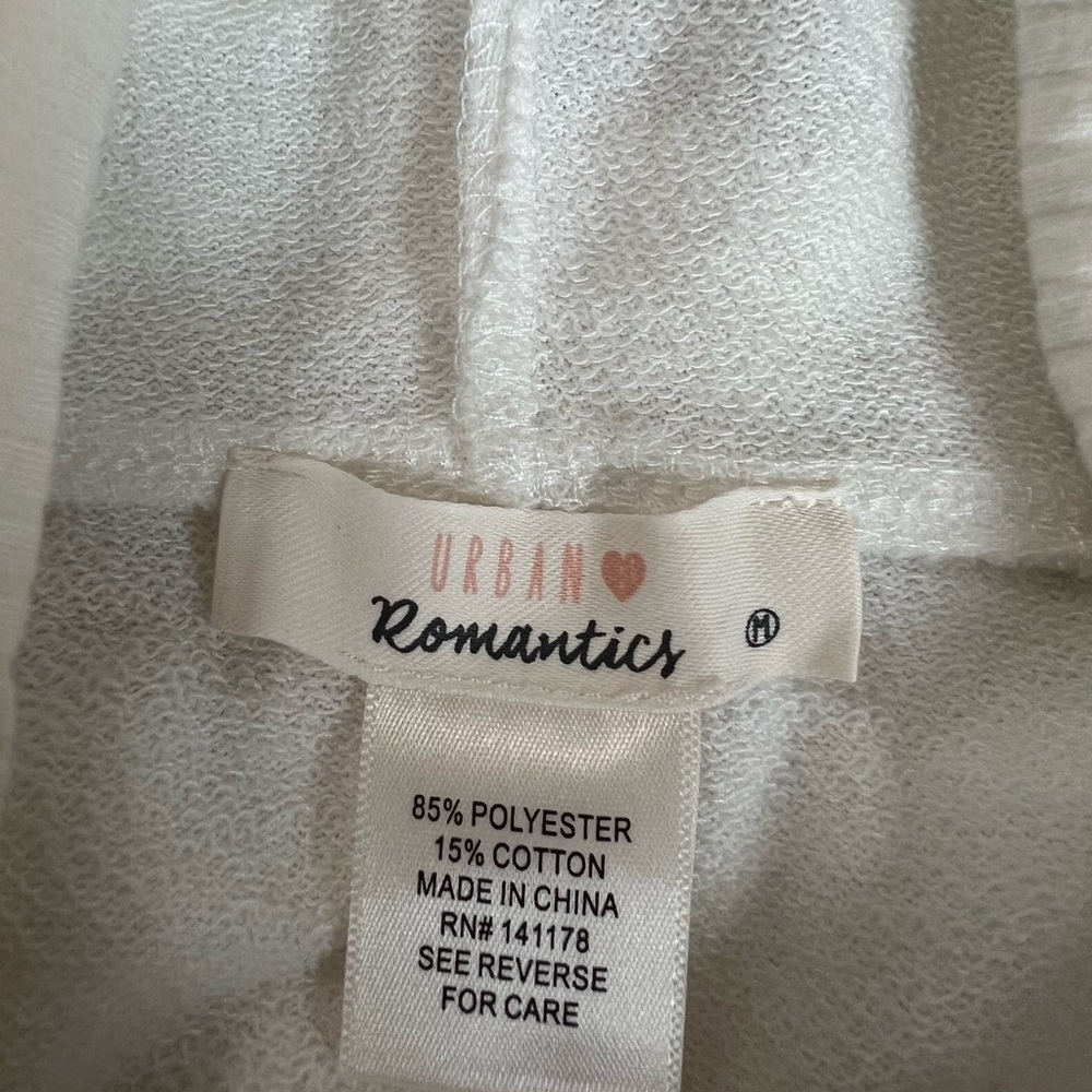 Urban Romantics - Ribbed Drawstring Cropped Hoodie - Picture 4 of 4